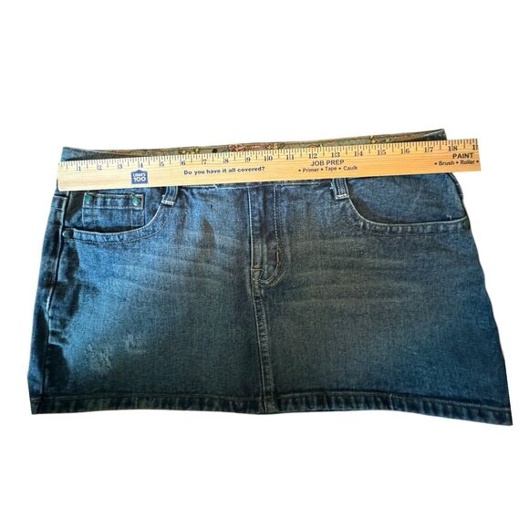 Soundgirl Y2K Distressed Blue Jean Skirt Measures 36 Inches At Waist - Picture 5 of 8